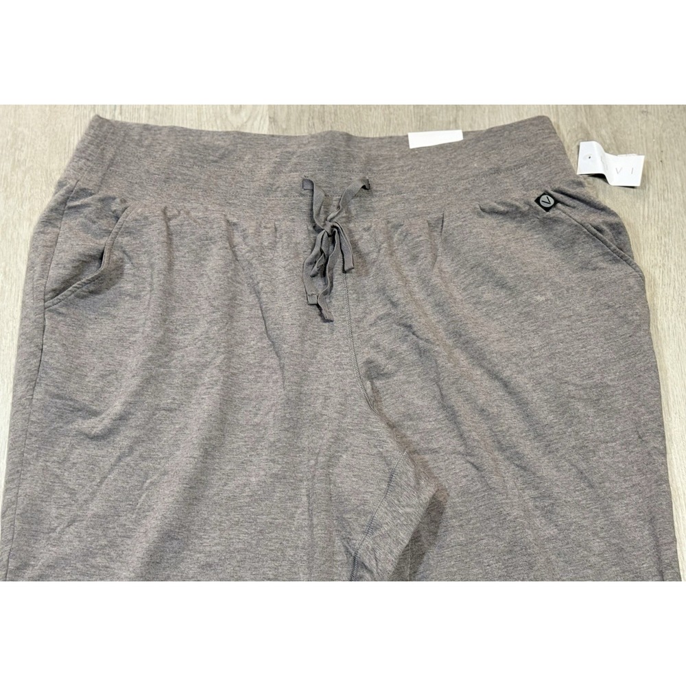 Lane Bryant LIVI Active French Terry Capri Jogger 18/20 Gray Elastic Waist NEW - Picture 2 of 9